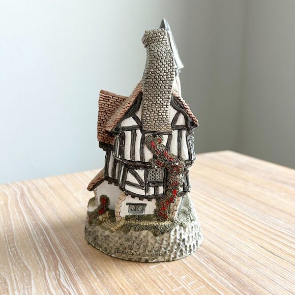 David Winter There Was A Crooked House 1986 Handmade in Great Britain - Picture 2 of 5